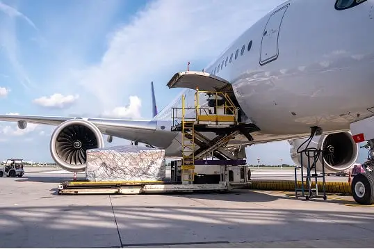 航空輸送
